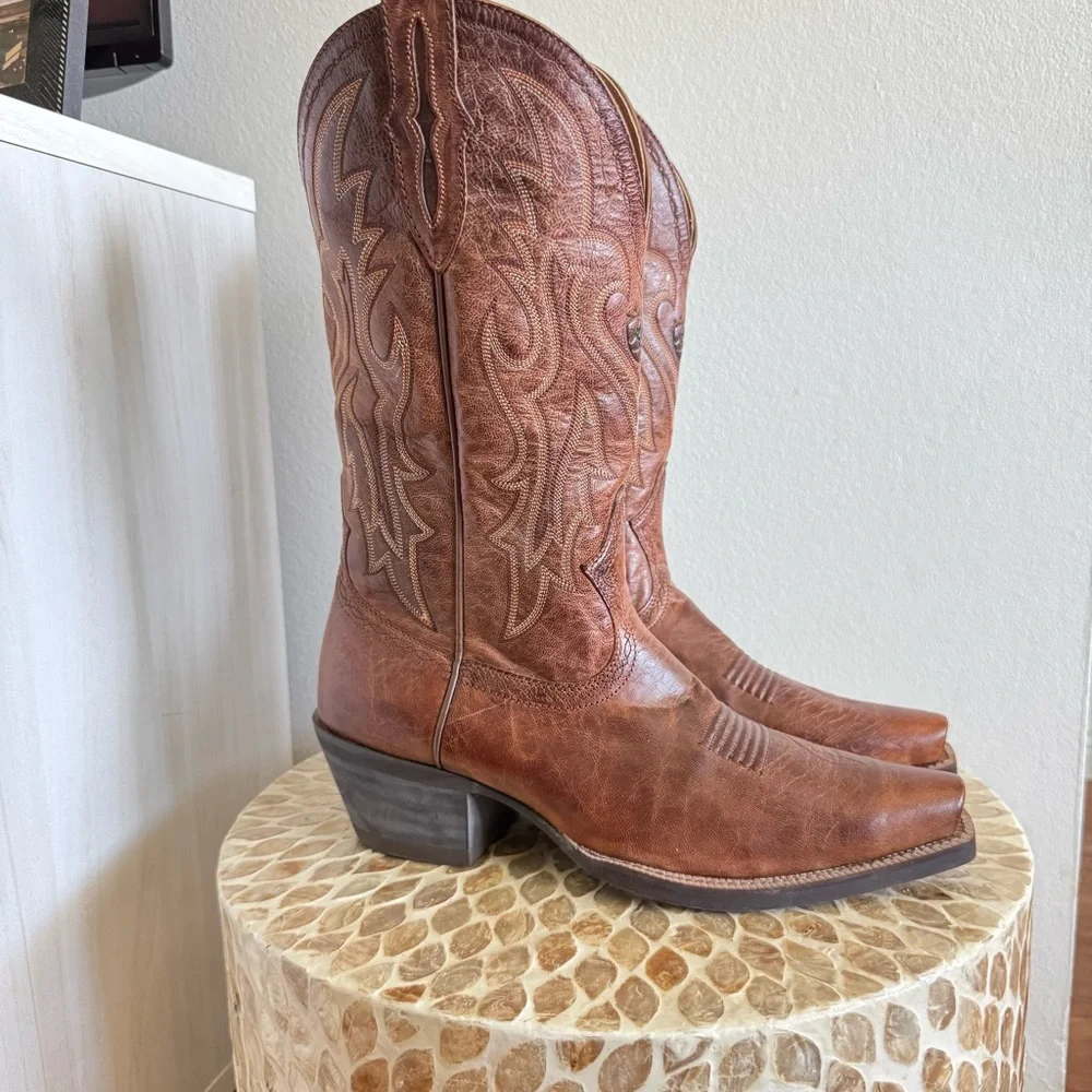 New Ariat Men’s Square Toe Western Cowboy Boots size 9D - Picture 2 of 14